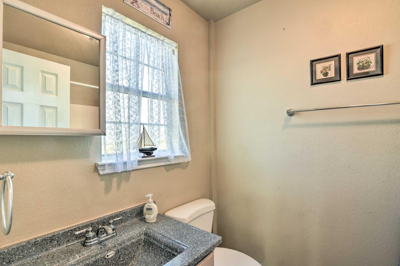 Surfside Beach Retreat About Half Mile To The Sand! Exterior foto